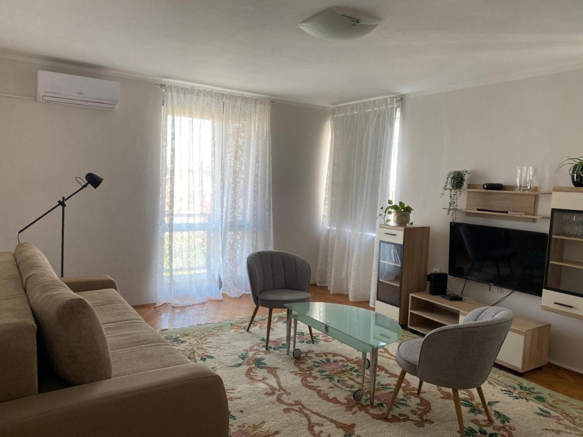Apartman Colapis- Self Check In, Free Parking, Premium Location! Karlovac Exterior photo